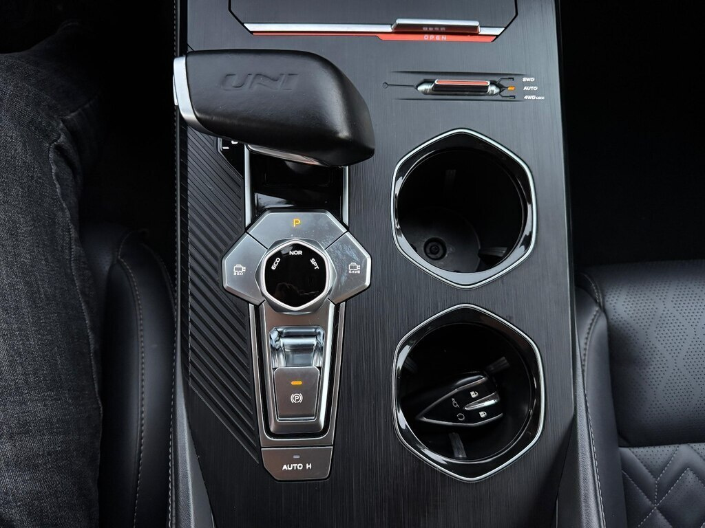 2022 Changan Uni-K, 2.0L, 58000km - Image 30