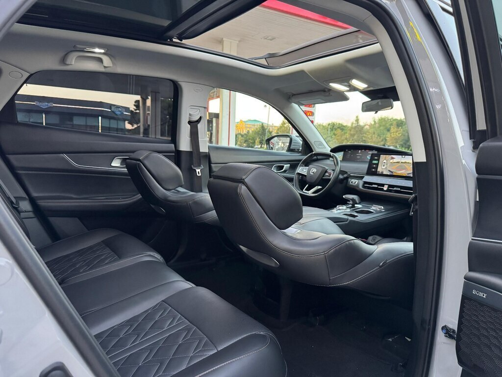 2022 Changan Uni-K, 2.0L, 58000km - Image 39
