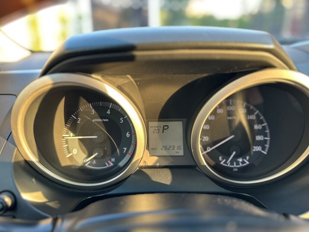 2012 Toyota Land Cruiser Prado, 2.7L, 263000km - Image 14