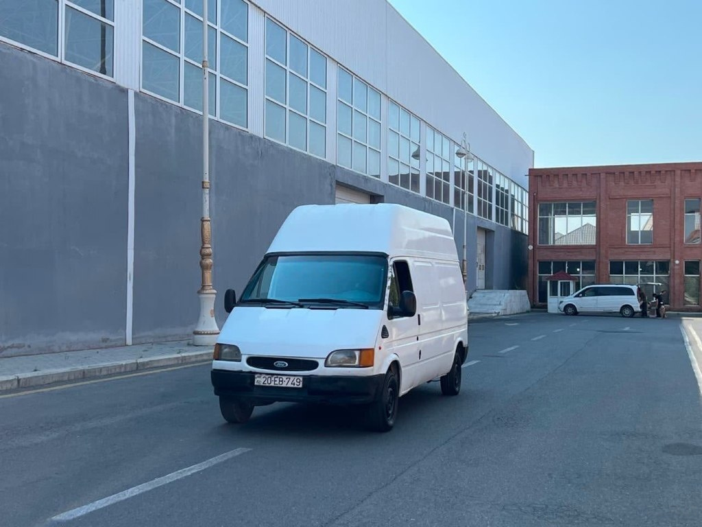 2000 Ford Transit, 2.5L, 550000km - Image 3