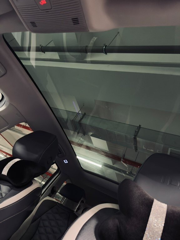 2022 Volkswagen ID.6 Crozz, 0.0L, 28000km - Image 12