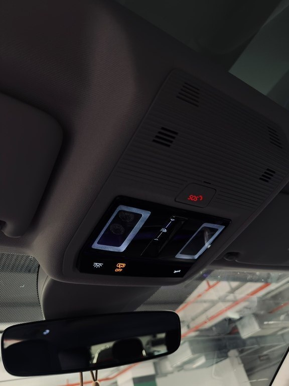 2022 Volkswagen ID.6 Crozz, 0.0L, 28000km - Image 13