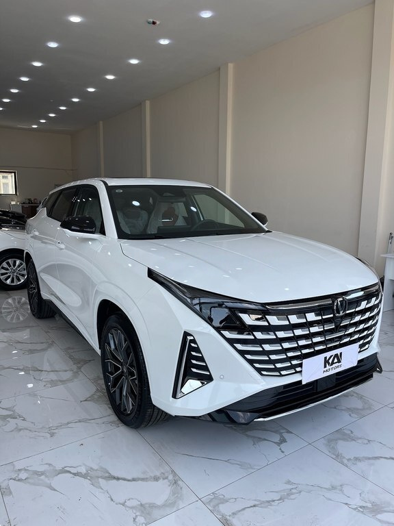 2025 Changan Uni-Z, 1.5L, 0km - Image 2