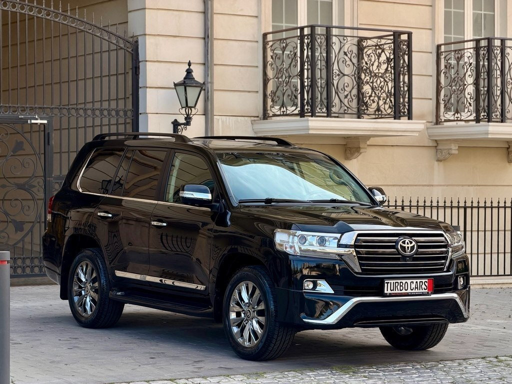 2019 Toyota Land Cruiser, 4.0L, 92000km - Image 28