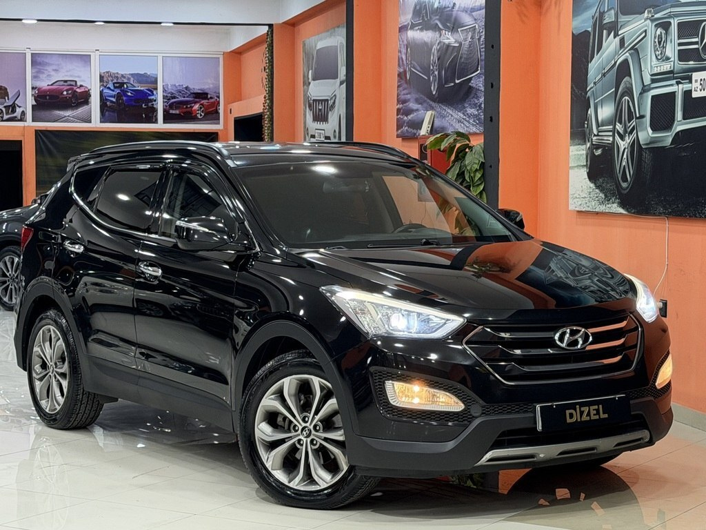2014 Hyundai Santa Fe, 2.0L, 234000km - Image 3