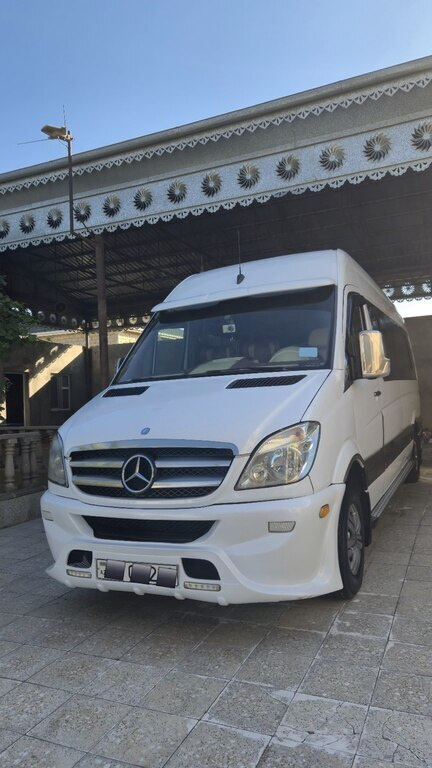 2010 Mercedes Sprinter 315, 2.2L, 575000km - Image 2