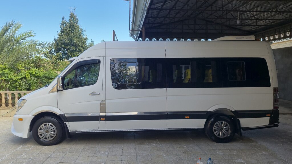 2010 Mercedes Sprinter 315, 2.2L, 575000km - Image 3