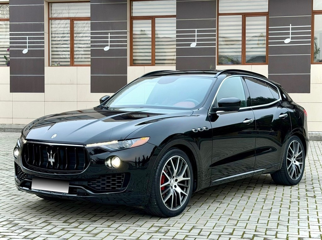 2017 Maserati Levante, 3.0L, 98000km - Image 3