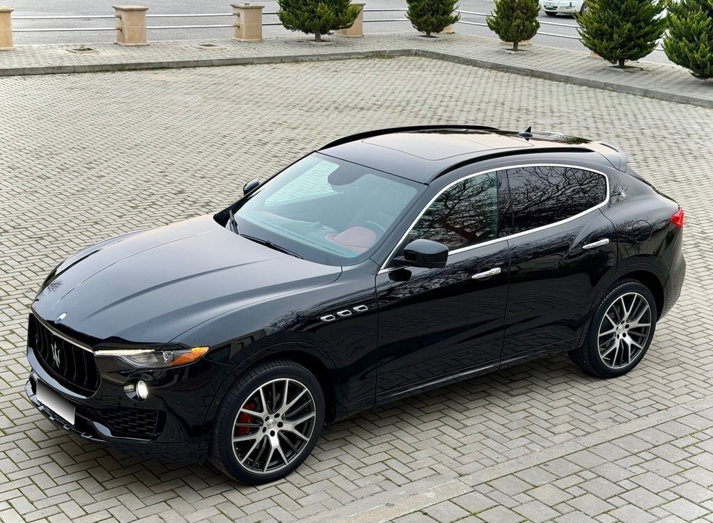 2017 Maserati Levante, 3.0L, 98000km - Image 6