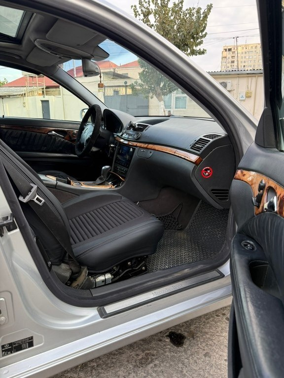 2002 Mercedes E 270, 2.7L, 490000km - Image 13