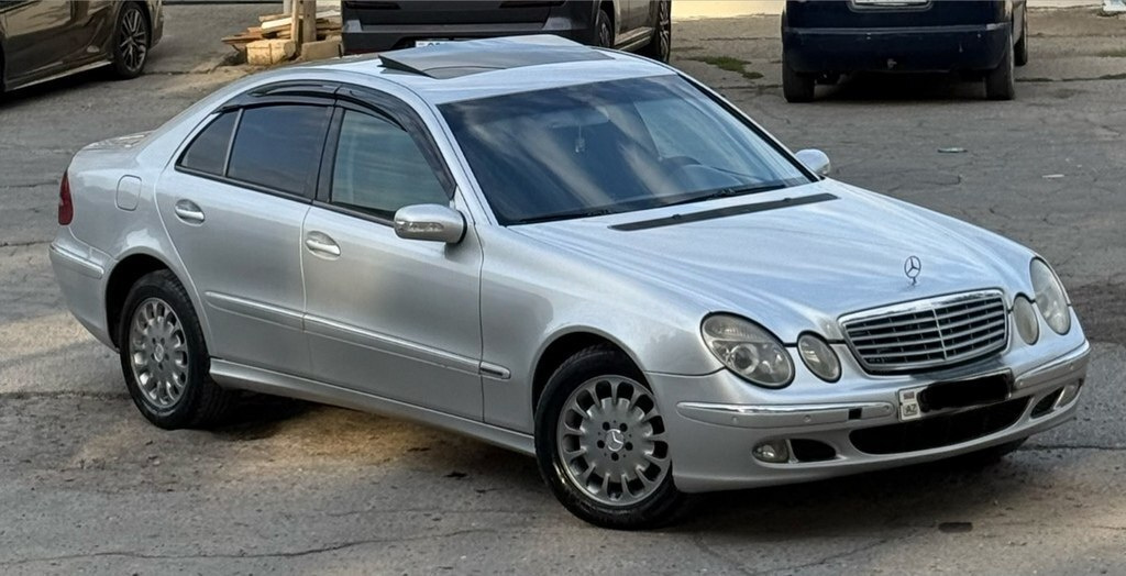 2002 Mercedes E 270, 2.7L, 490000km - Image 6