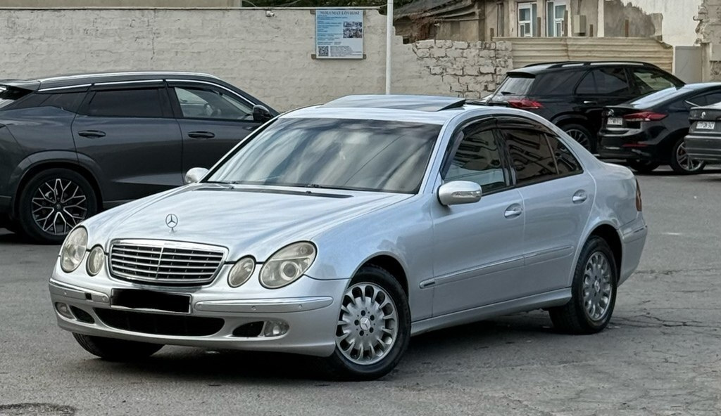 2002 Mercedes E 270, 2.7L, 490000km - Image 7