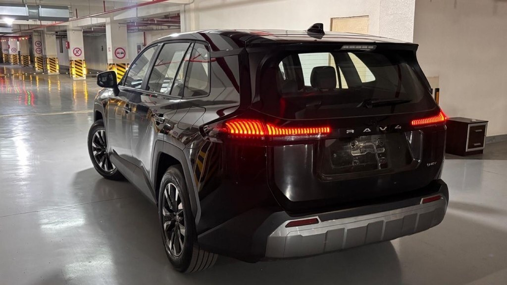 2026 Toyota RAV4, 2.0L, 0km - Image 4