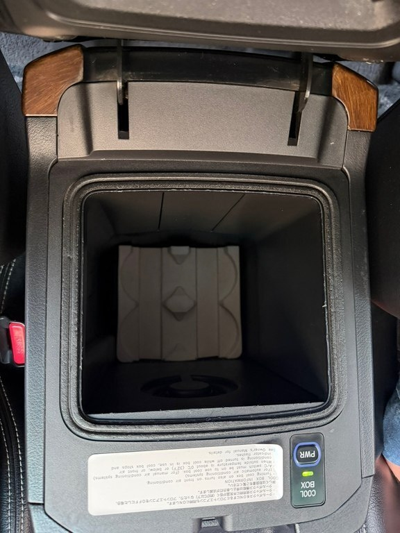 2010 Toyota Land Cruiser Prado, 2.7L, 195000km - Image 11