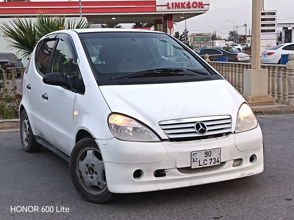 2001 Mercedes A 160, 1.6L, 331000km - Image 2