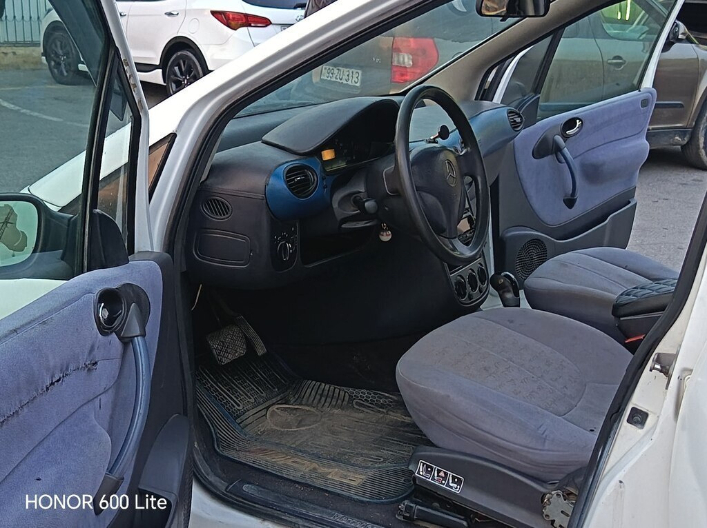 2001 Mercedes A 160, 1.6L, 331000km - Image 10