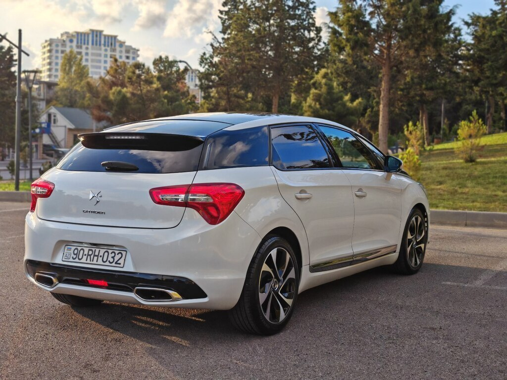 2013 Citroen DS5, 1.6L, 105000km - Image 6