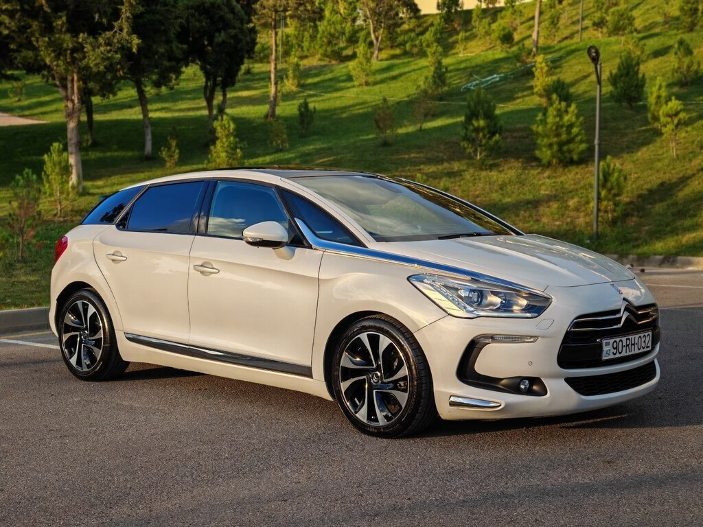 2013 Citroen DS5, 1.6L, 105000km - Image 7