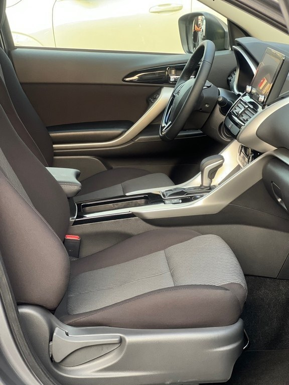 2023 Mitsubishi Eclipse Cross, 2.0L, 1723km - Image 20