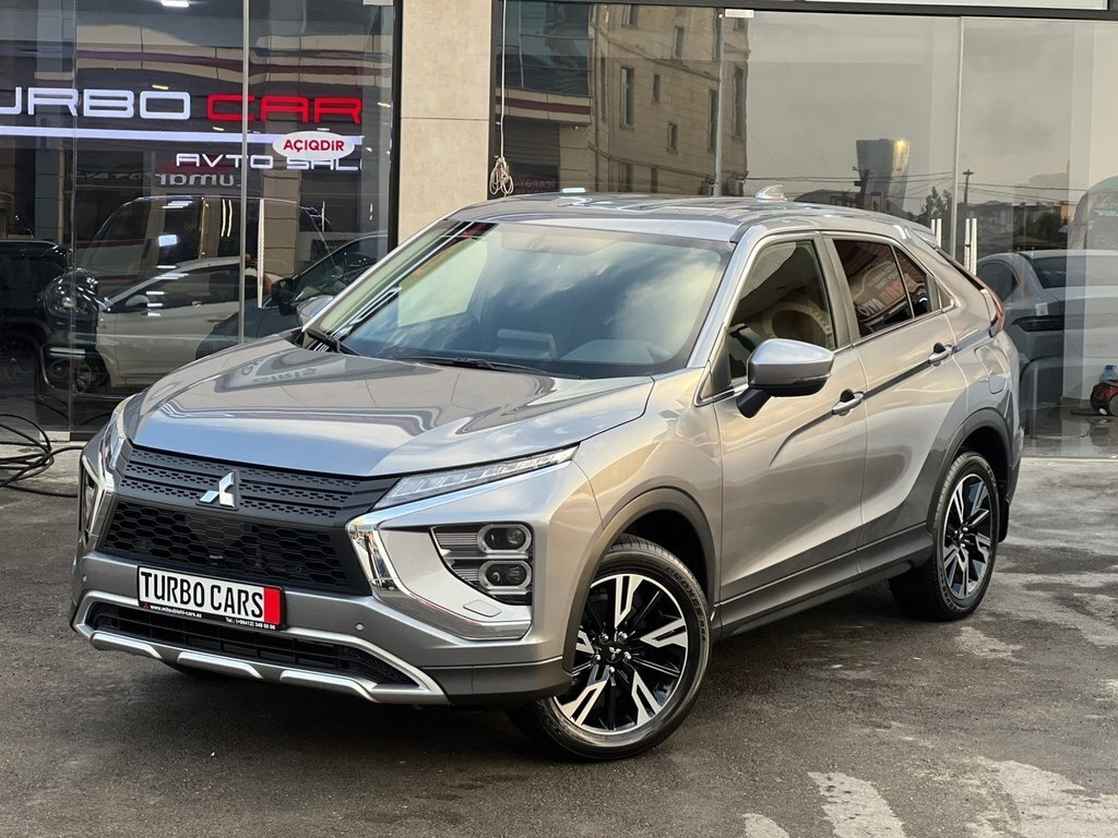 2023 Mitsubishi Eclipse Cross, 2.0L, 1723km - Image 5