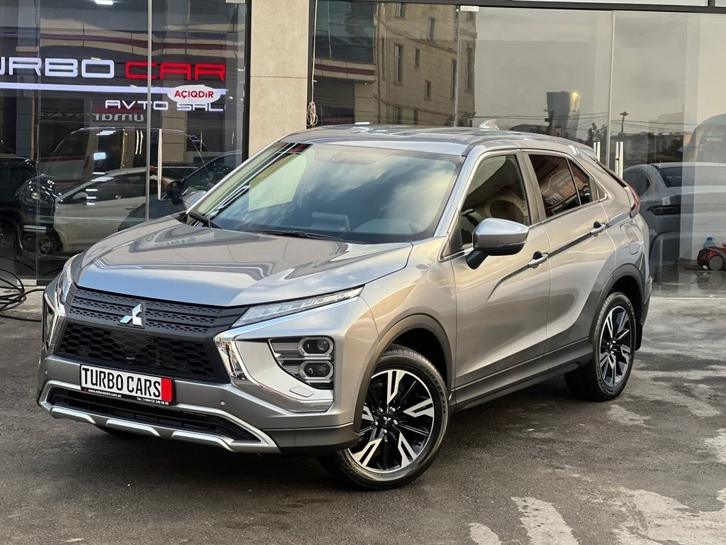 2023 Mitsubishi Eclipse Cross, 2.0L, 1723km - Image 6