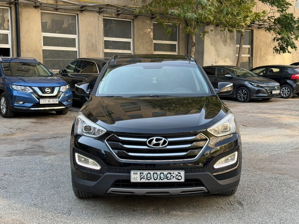 2012 Hyundai Santa Fe, 2.0L, 210000km - Image 3