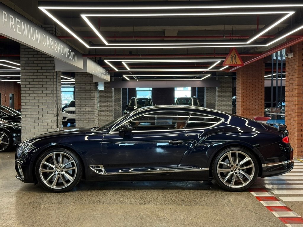 2019 Bentley Continental GT, 6.0L, 43000km - Image 8