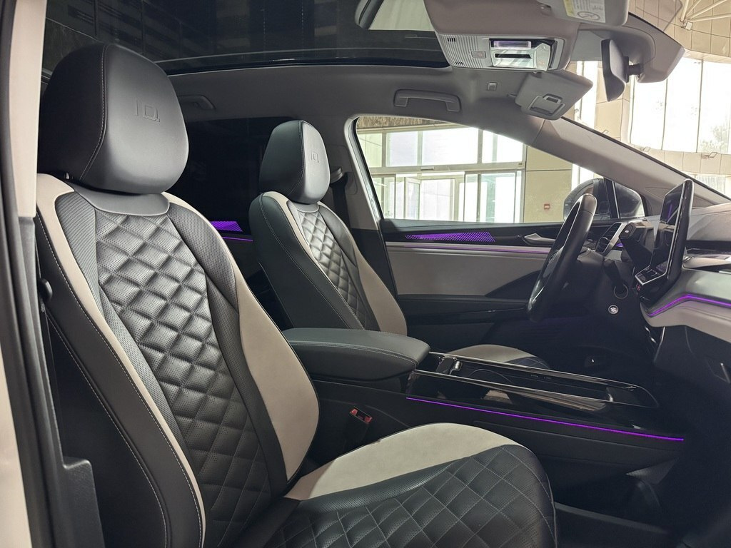 2022 Volkswagen ID.6 Crozz, 0.0L, 33000km - Image 17