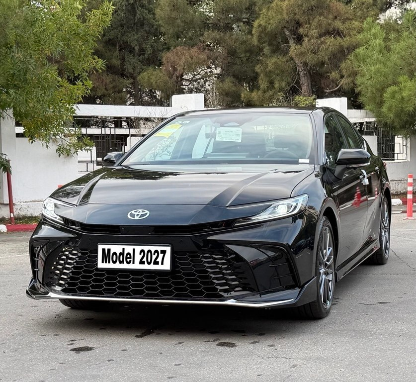2026 Toyota Camry, 2.0L, 0km - Image 1