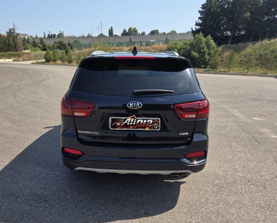 2019 Kia Sorento, 2.0L, 319000km - Image 2