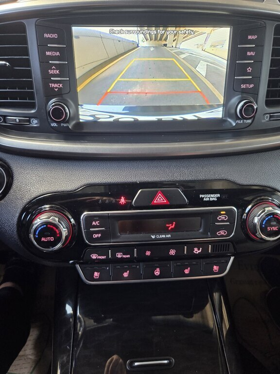 2019 Kia Sorento, 2.0L, 319000km - Image 5