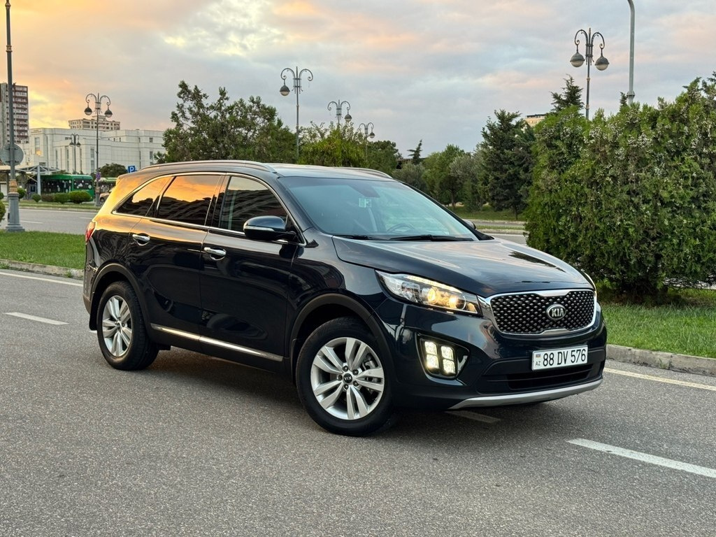 2016 Kia Sorento, 2.0L, 167400km - Image 2
