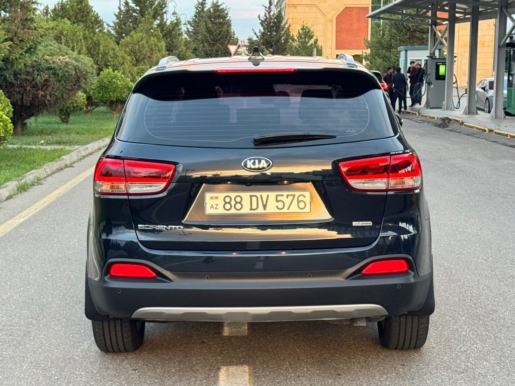 2016 Kia Sorento, 2.0L, 167400km - Image 7