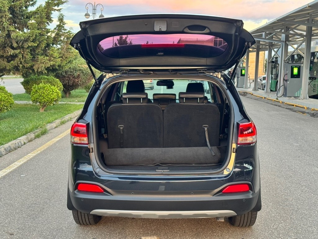2016 Kia Sorento, 2.0L, 167400km - Image 10