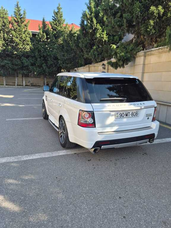 2010 Land Rover RR Sport, 5.0L, 223000km - Image 2