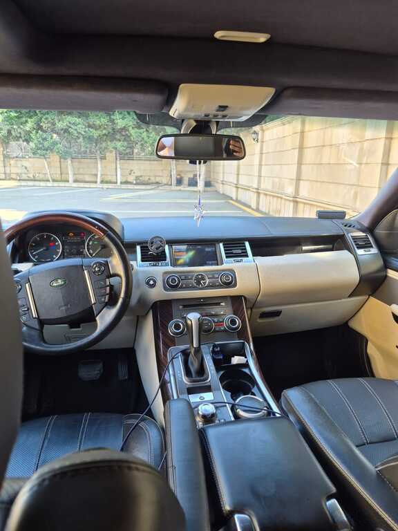 2010 Land Rover RR Sport, 5.0L, 223000km - Image 4