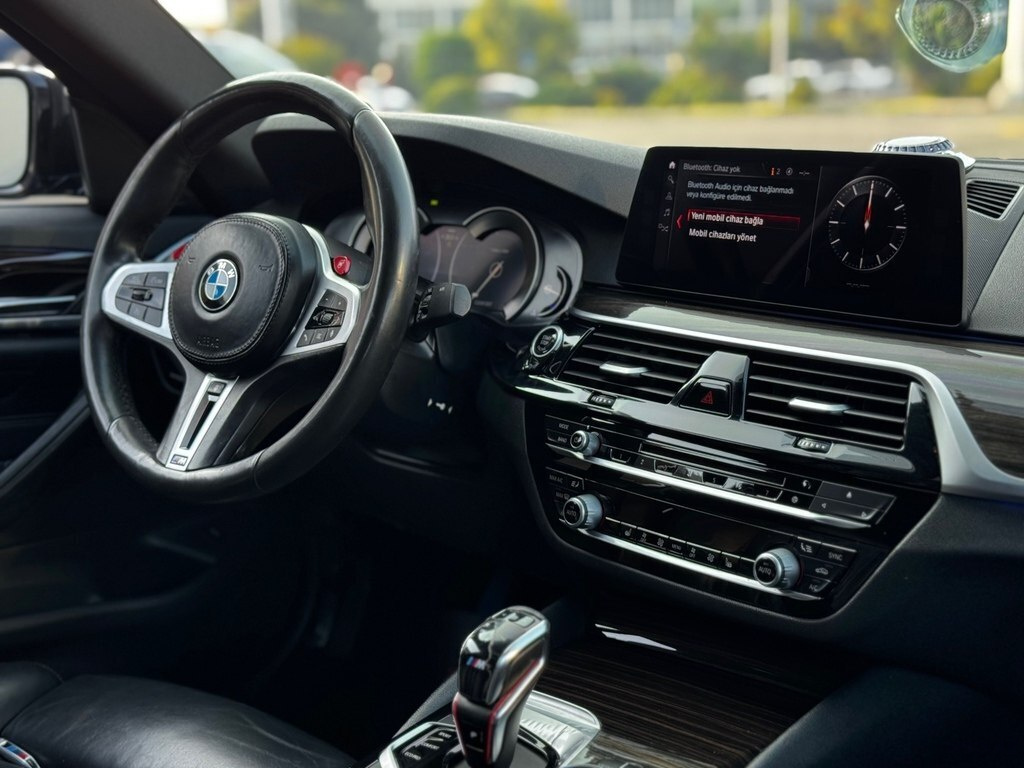 2017 BMW 530, 2.0L, 189000km - Image 18