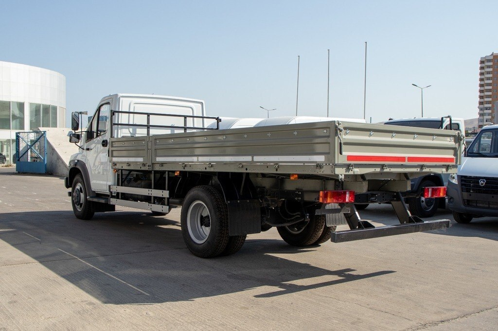 2025 GAZ Gazon C41R33, 4.4L, 0km - Image 4