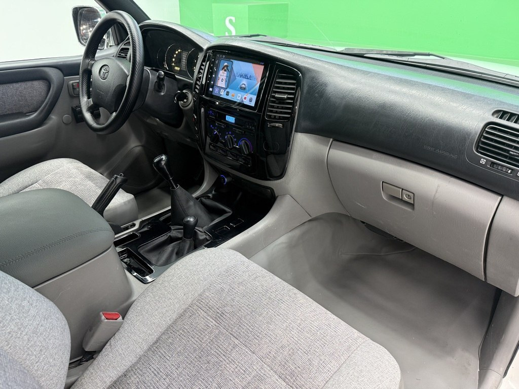 2004 Toyota Land Cruiser, 4.2L, 363300km - Image 11