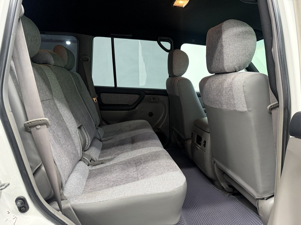 2004 Toyota Land Cruiser, 4.2L, 363300km - Image 12