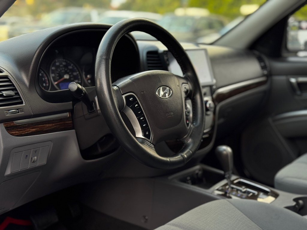 2010 Hyundai Santa Fe, 2.4L, 189000km - Image 20