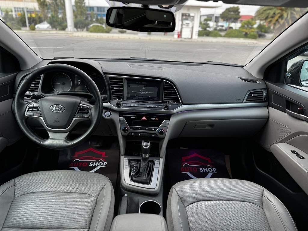 2016 Hyundai Elantra, 2.0L, 138000km - Image 16