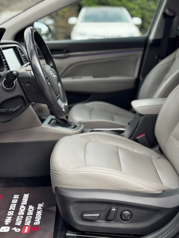 2016 Hyundai Elantra, 2.0L, 138000km - Image 18