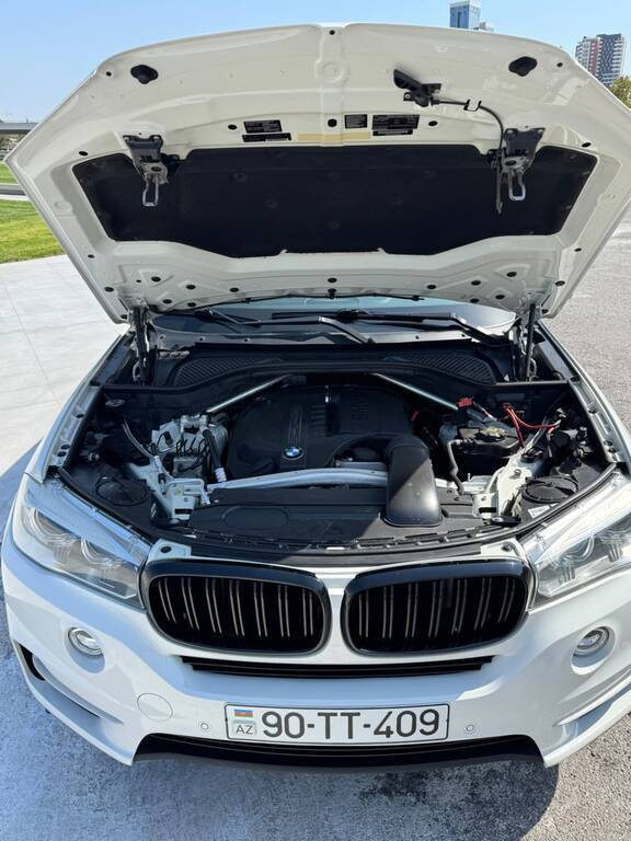 2015 BMW X5, 3.0L, 130000km - Image 6