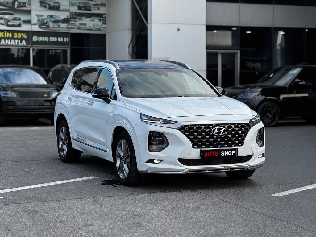 2018 Hyundai Santa Fe, 2.0L, 137000km - Image 1