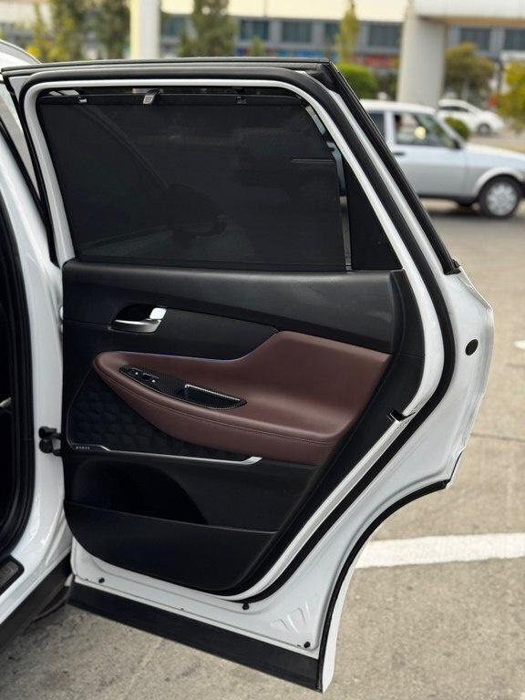 2018 Hyundai Santa Fe, 2.0L, 137000km - Image 21
