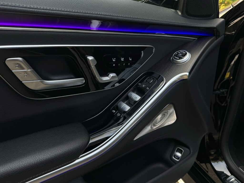 2022 Mercedes S 500 4MATIC, 3.0L, 41400km - Image 13