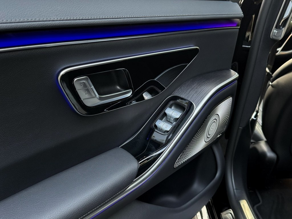 2022 Mercedes S 500 4MATIC, 3.0L, 41400km - Image 16