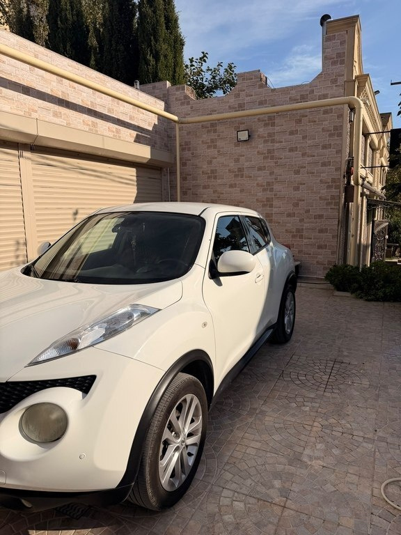 2012 Nissan Juke, 1.6L, 150417km - Image 3