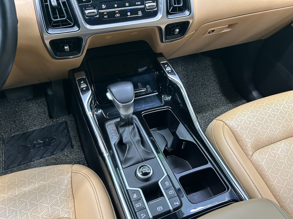 2020 Kia Sorento, 2.2L, 130000km - Image 16